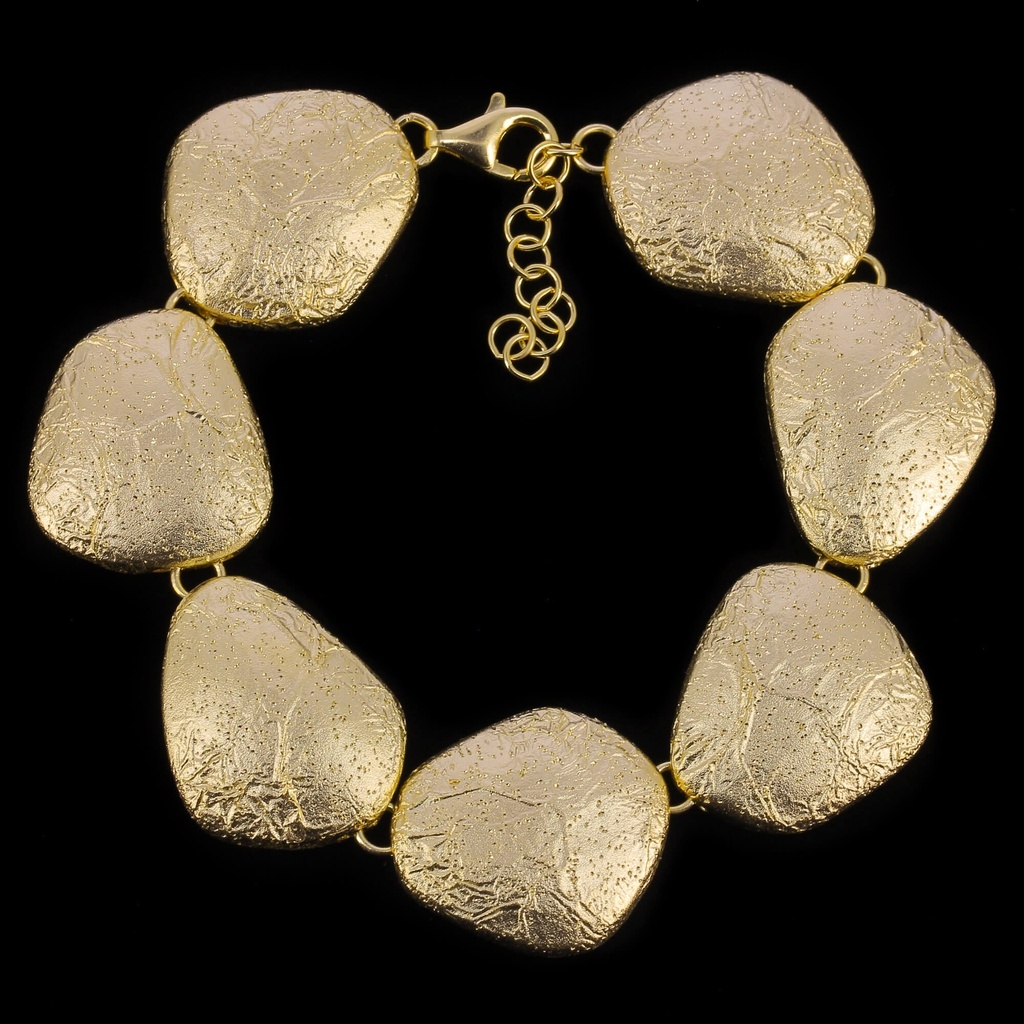 Vergulde en schitterende armband met design van koffieboon