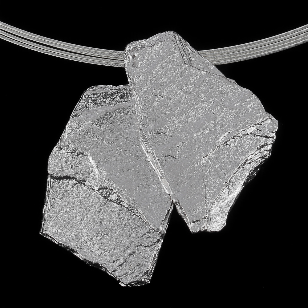 Steenvormige hanger van zilver