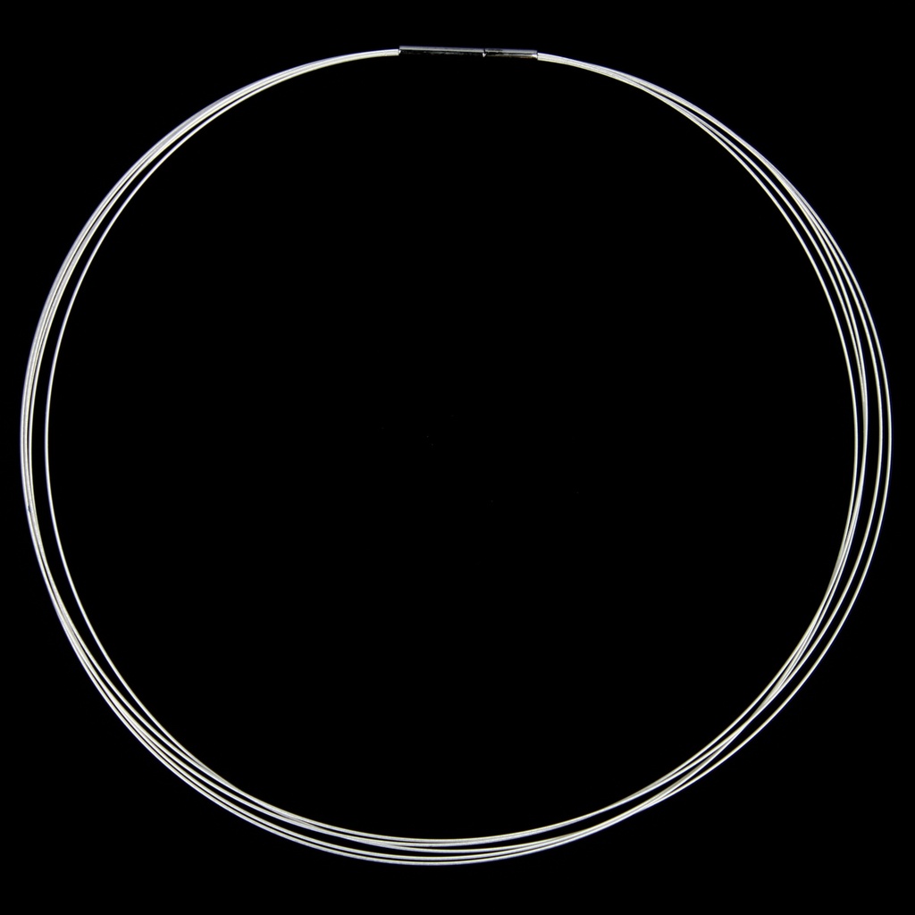 Zilverkleurige stalen ketting met 5 rijen