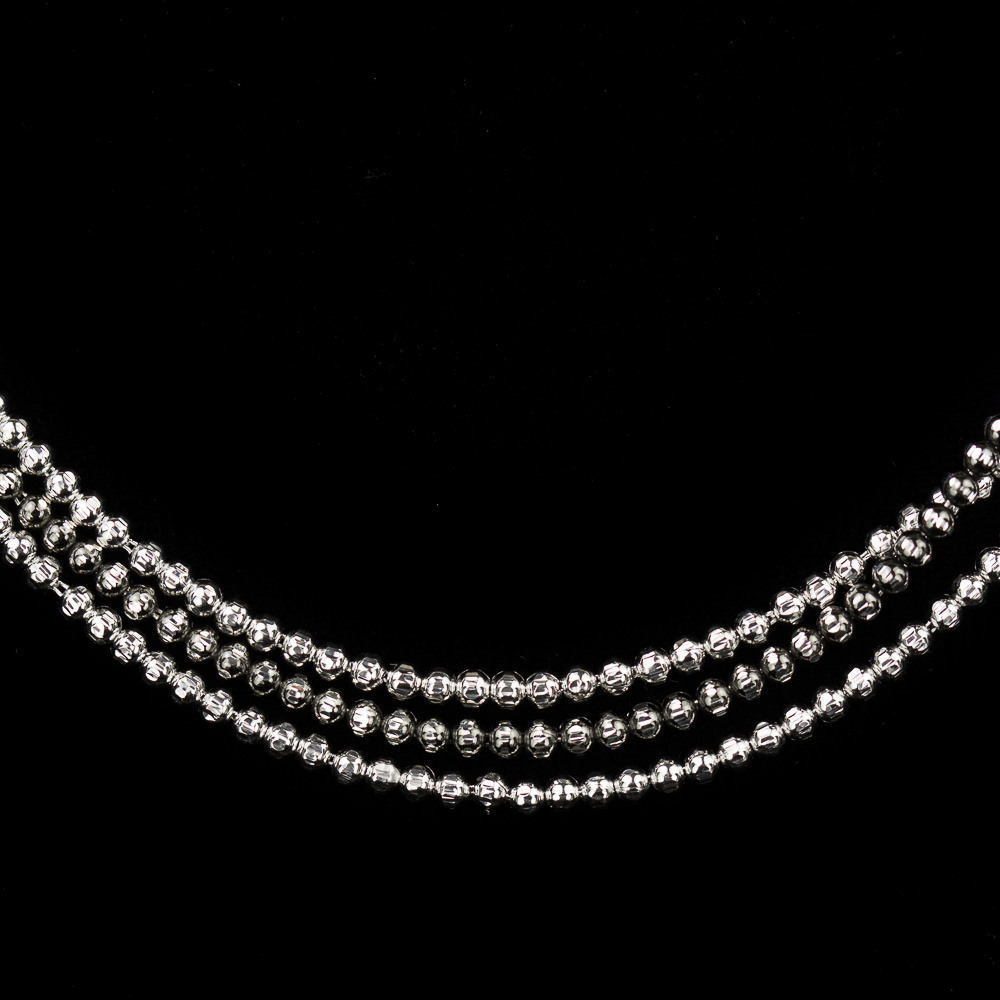 Drie sterling zilveren kettingen van zilver en zwart