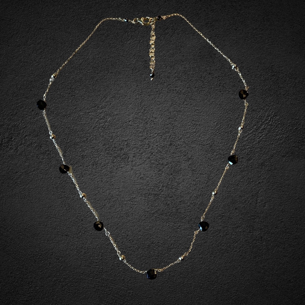 Vergulde ketting met onyx steentjes