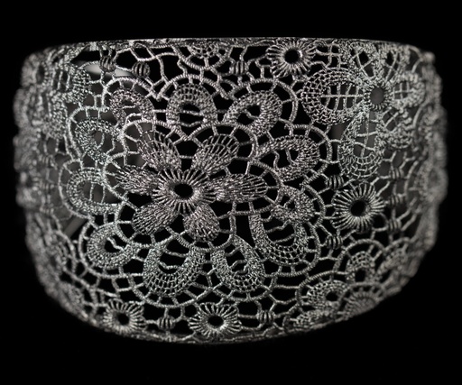 [EK0916001D] Kantbewerkte donkergrijze slavenarmband