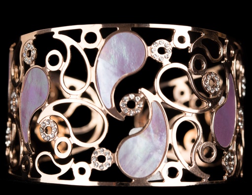 [SC0413056] Italiaanse bewerkte rosé slavenarmband met paars parelmoer