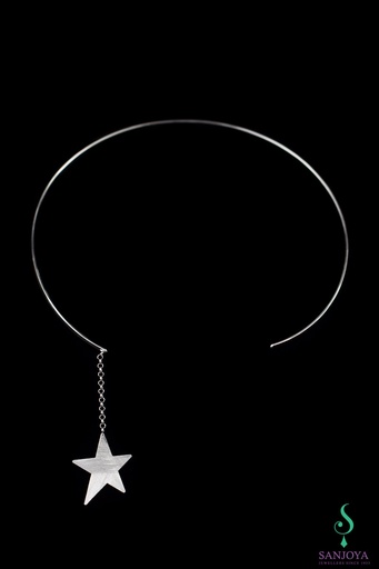 [DI0916007] Stijve open ketting met afhangende ster