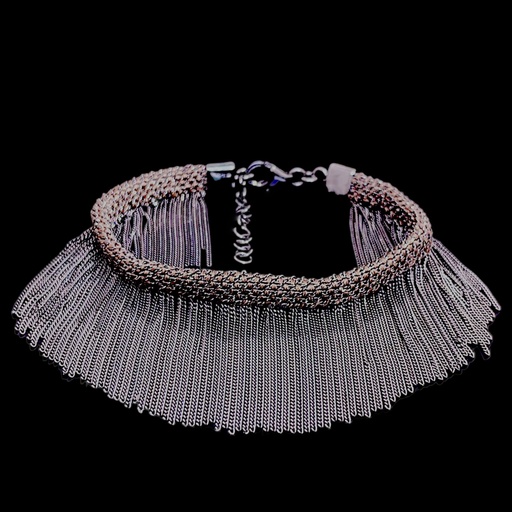 [IT0223004] Bruin en grijskleurige armband met afhangende kettinkjes