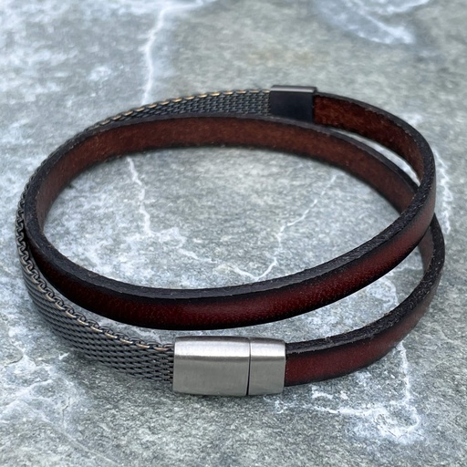 Bruin leren dubbele armband met gevlochten edelstalen accent
