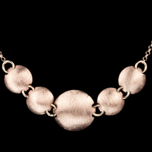 Rosé ketting van zilver en bolletjes