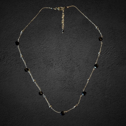 [IS1121003] Vergulde ketting met onyx steentjes