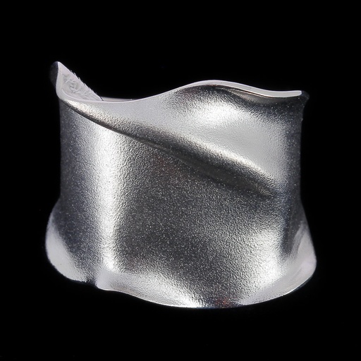 Zilveren stijlvolle ring, mat en smal